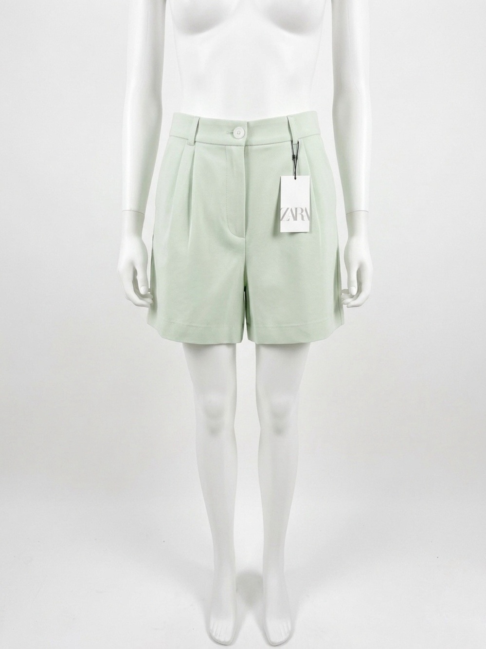 NWT ZARA High-Waisted Pleated High Waisted Shorts in Mint Green - Size XL